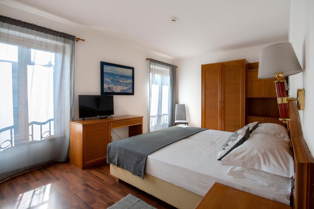 Hotel Metropole Grado Exterior photo
